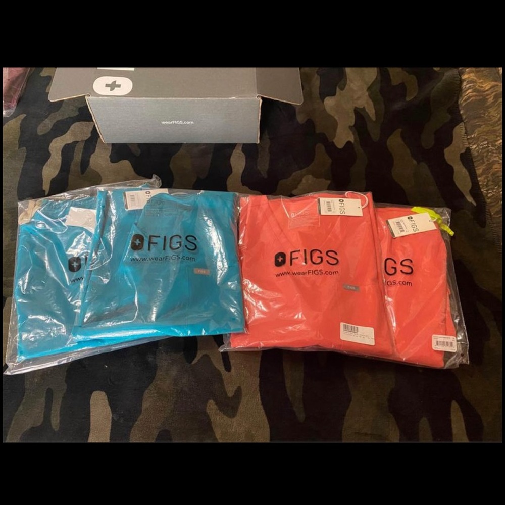 Figs Scrubs size XL Petite.